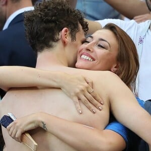 L'ex-Miss France Rachel Legrain-Trapani félicite son compagnon Benjamin Pavard après la victoire de la France face à l'Argentine lors des 8ème de finale de la Coupe du monde à Kazan en Russie le 30 juin 2018. © Cyril Moreau/Bestimage