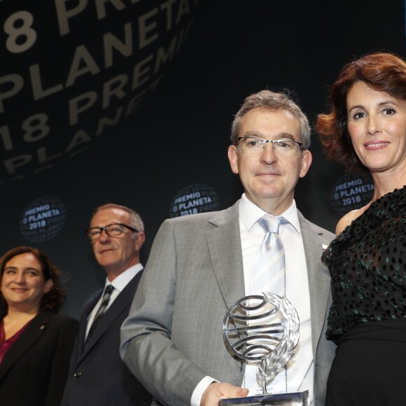 Santiago Posteguillo, Ayanta Barilli - Soirée "Los Premios Planeta 2018 awards" à Barcelone en Espagne le 15 octobre 2018.