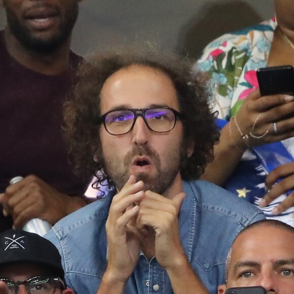 Élodie Bouchez Bangalter et son mari Thomas Bangalter du Groupe Daft Punk et leurs enfants dans les tribunes lors de la Ligue des nations opposant la France aux Pays-Bas, au Stade de France, à Saint-Denis, Seine Saint-Denis, France, le 9 septembre 2018.