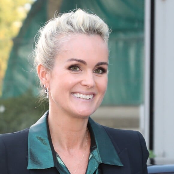 Laeticia Hallyday arrive dans les locaux de TF1 pour une interview le jour de la sortie de l'album posthume de J.Hallyday le 19 octobre 2018.  No Web en Suisse / Belgique19/10/2018 - Paris