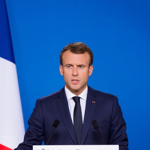 Le président Emmanuel Macron donne une conférence de presse le deuxième jour du conseil européen à Bruxelles le 18 octobre 2018.