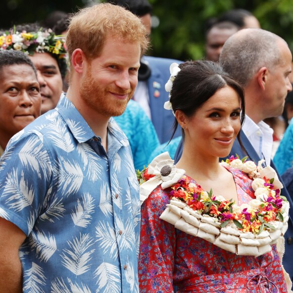 Le prince Harry, duc de Sussex et sa femme Meghan Markle, duchesse de Sussex (enceinte) visitent le campus de l'Université du Pacifique Sud ("University of the South Pacific") à Suva lors de leur voyage officiel aux îles Fidji, le 24 octobre 2018.