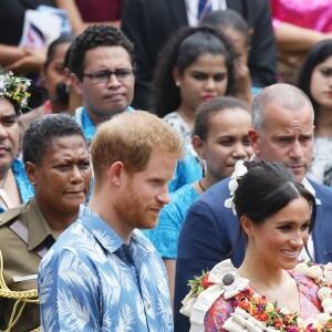 Le prince Harry, duc de Sussex et sa femme Meghan Markle, duchesse de Sussex (enceinte) visitent le campus de l'Université du Pacifique Sud ("University of the South Pacific") à Suva lors de leur voyage officiel aux îles Fidji, le 24 octobre 2018.