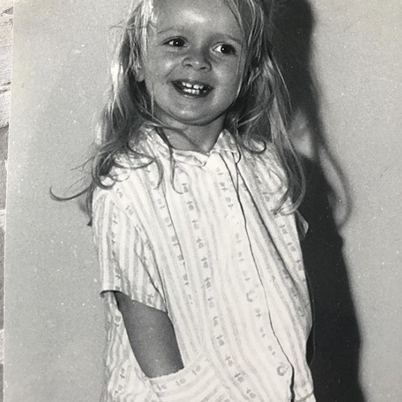 Sophie Davant enfant, un cliché dévoilé le 24 octobre 2018.