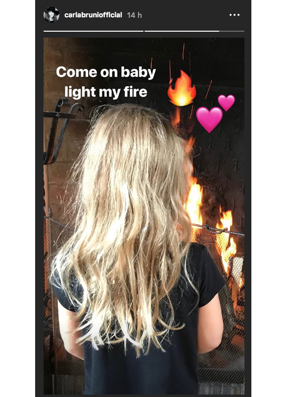 Carla Bruni a publié une nouvelle photo de sa fille Giulia de dos dans sa story Instagram le 29 octobre 2018