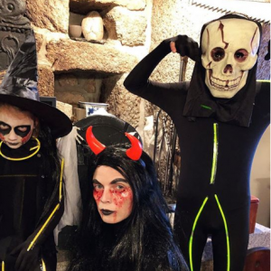 Sylvie Tellier et ses enfants Oscar et Margaux, fêtent Halloween, le 31 octobre 2018