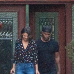 Exclusif - Katie Holmes et Jamie Foxx à la sortie d'un hôtel à Atlanta le 18 septembre 2018.