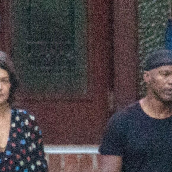 Exclusif - Katie Holmes et Jamie Foxx à la sortie d'un hôtel à Atlanta le 18 septembre 2018.