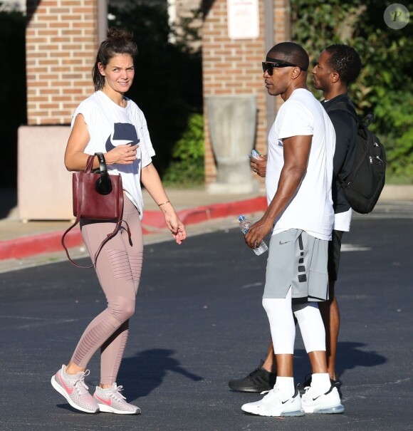 Exclusif - Katie Holmes et son compagnon Jamie Foxx sont allés à leur cours de gym en amoureux à Atlanta. Le 17 septembre 2018