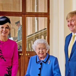 La reine Maxima et le roi Willem-Alexander des Pays-Bas reçus par la reine Elizabeth II au palais de Buckingham à Londres, le 24 octobre 2018.