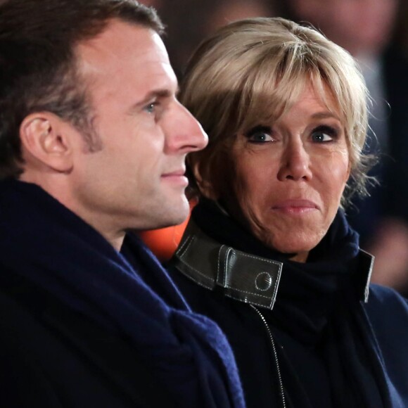 Le couple présidentiel, le président de la République française Emmanuel Macron et sa femme la Première Dame Brigitte Macron (Trogneux) ont accueilli le président de la République fédérale d'Allemagne et sa femme avec une cérémonie militaire, avant de pénétrer dans la cathédrale Notre-Dame de Strasbourg pour un concert d'oeuvres de Debussy et Beethoven à Strasbourg, France, le 4 Novembre 2018, pour lancer une semaine de commémorations du centenaire de l'armistice de la Première Guerre mondiale. La Première Dame française est vêtue d'une veste zippée à col métallisé signée Louis Vuitton, la même que le soir de l'élection de son mari. © Stéphane Lemouton/Bestimage