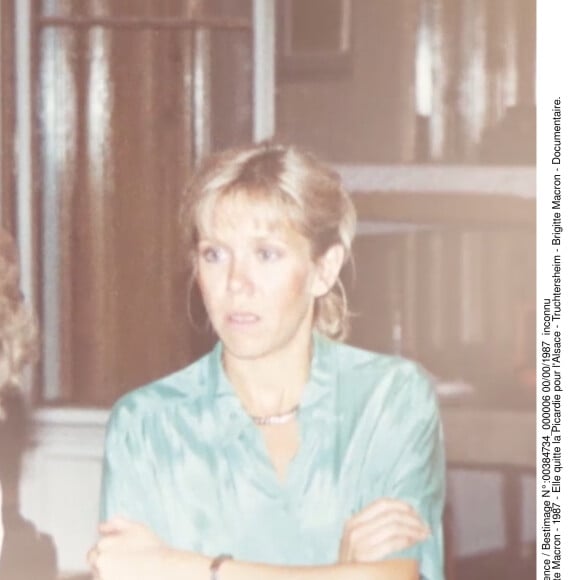 Exclusif - Brigitte Macron en 1987 - Elle quitte la Picardie pour l'Alsace et Truchtersheim
Documentire France 3 via Bestimage
