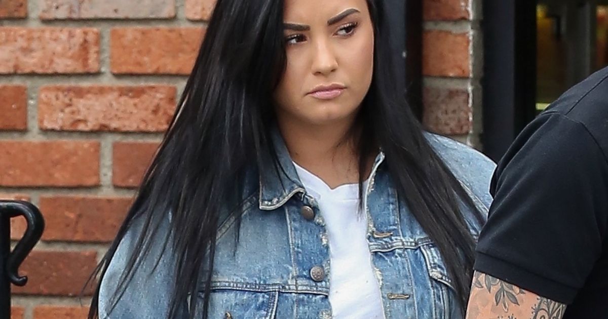 Demi Lovato Retour Progressif A La Vie Normale Avec Un Coach De Sobriete Purepeople