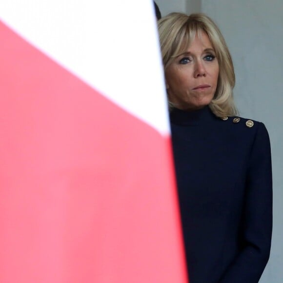 La Première Dame, Brigitte Macron (Trogneux) accueille la Première Dame des Etats-Unis, Melanie Trump au palais de l'Elysée à Paris, France, le 10 novembre 2018, à l'occasion du Centenaire de l'Armistice de la Première Guerre Mondiale. © Stéphane Lemouton/Bestimage