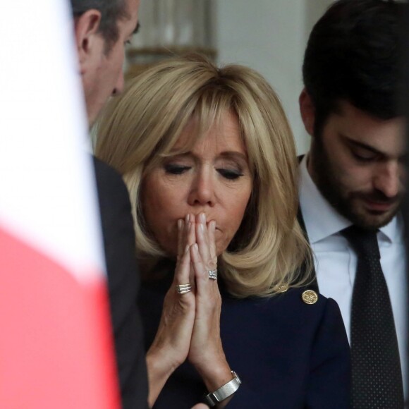 La Première Dame, Brigitte Macron (Trogneux) accueille la Première Dame des Etats-Unis, Melanie Trump au palais de l'Elysée à Paris, France, le 10 novembre 2018, à l'occasion du Centenaire de l'Armistice de la Première Guerre Mondiale. © Stéphane Lemouton/Bestimage