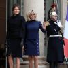 La Première Dame, Brigitte Macron (Trogneux) accueille la Première Dame des Etats-Unis, Melanie Trump au palais de l'Elysée à Paris, France, le 10 novembre 2018, à l'occasion du Centenaire de l'Armistice de la Première Guerre Mondiale. © Stéphane Lemouton/Bestimage