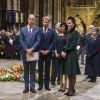 Le prince William, le prince Harry, Kate Middleton, duchesse de Cambridge, et Meghan Markle, duchesse de Sussex, enceinte, et le prince Harry le 11 novembre 2018 à l'abbaye de Westminster pour un service commémorant le centenaire de l'Armistice de 1918.
