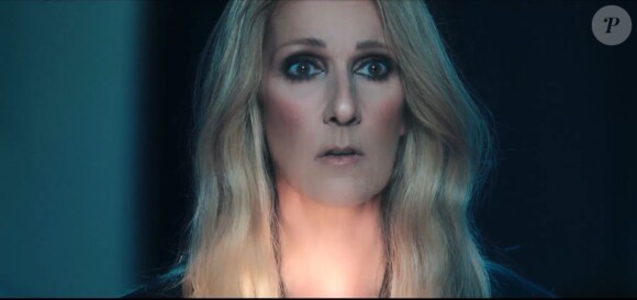 Céline Dion dans la publicité de la campagne Celinununu. Novembre 2018