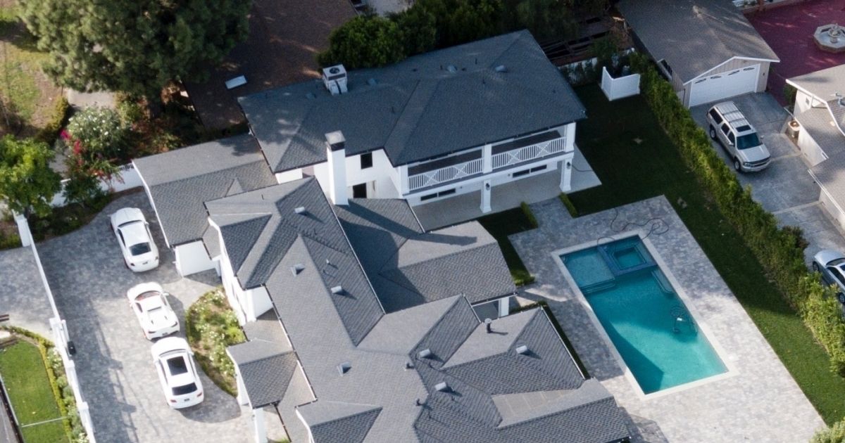 blac-chyna-a-achet-une-nouvelle-maison-3-millions-de-dollars-woodland-hills-le-28-octobre