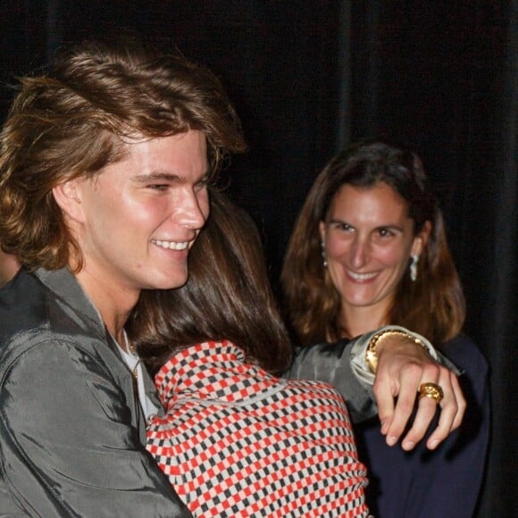 Emily Ratajkowski et Jordan Barrett lors de la soirée des GQ Men of the Year Awards au centre Star Event à Sydney, Australie, le 14 novembre 2018.