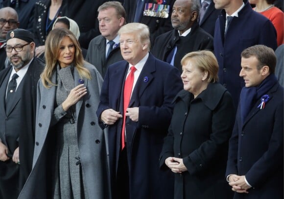 Le roi Mohammed VI du Maroc, le président des Etats-Unis Donald Trump, sa femme la Première Dame Melania Trump et la chancelière allemande Angela Merkel et le président de la République française Emmanuel Macron - Cérémonie internationale du centenaire de l'Armistice du 11 novembre 1918 à l'Arc de Triomphe à Paris, France, le 18 novembre 2018.