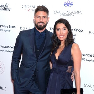 Olivier Giroud et sa femme Jennifer Giroud - Les célébrités posent lors du photocall de la soirée Global Gift à Londres le 2 novembre 2018.