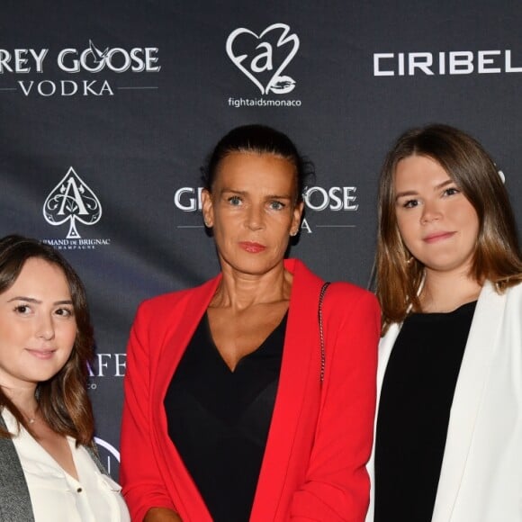 Exclusif - Andréa Puzar, Margaux Grundstein, la princesse Stéphanie de Monaco, Camille Gottlieb, Laura Dias et Charlotte Marsan lors de la présentation officielle de l'association Be Safe dont la présidente est Camille Gottlieb, le 10 novembre 2018 au club MK sur le port de Monaco. © Bruno Bebert / Bestimage