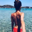 Camille des "Reines du shoppin" topless à la plage, en Corse - Instagram, 18 août 2017