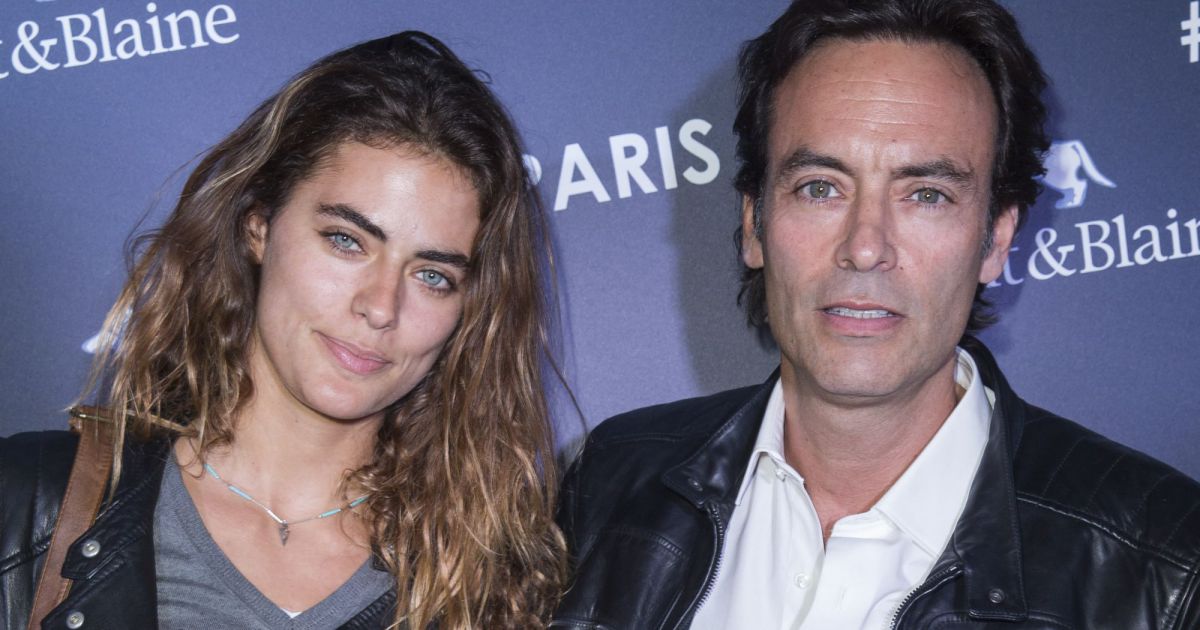 Exclusif Anthony Delon Et Sa Fille Alyson Le Borges Inauguration De