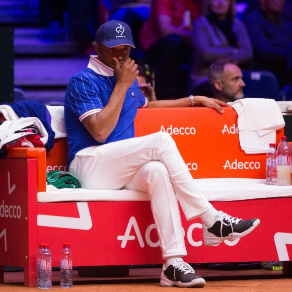 Yannick Noah lors du match de finale de la Coupe Davis "Jo-Wilfried Tsonga (France) - Marin Cilic (Croatie)" au stade Pierre Mauroy à Villeneuve d'Ascq, le 23 novembre 2018. La Croatie l'a emporté 6-3, 7-5, 6-4.