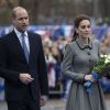 Le prince William, duc de Cambridge, et Kate Catherine Middleton, duchesse de Cambridge, lors de l'hommage rendu aux victimes de l'accident d'hélicoptère survenu dans le stade de football de Leicester. Le 28 novembre 2018