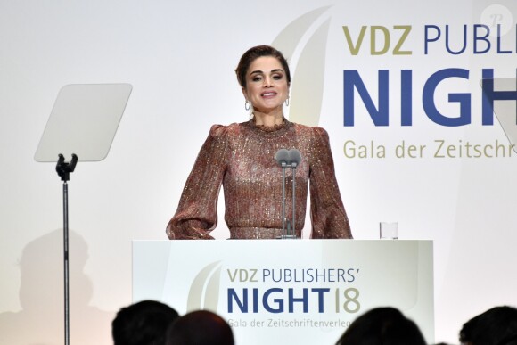 Rania de Jordanie lors de la VDZ Publishers Night à Berlin le 5 novembre 2018.