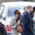 Exclusif - Kate Catherine Middleton, enceinte et le prince William, duc de Cambridge avec le prince Harry et sa fiancée Meghan Markle - La famille royale d'Angleterre arrive à l'église St Mary Magdalene pour la messe de Noël à Sandringham le 25 décembre 2017