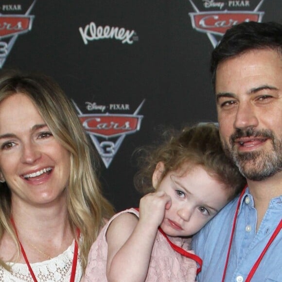 Jimmy Kimmel avec sa femme Molly McNearney et leur fille Jane - Les Célébrités arrivent à la première du film "Cars 3" à Anaheim le 10 juin 2017.