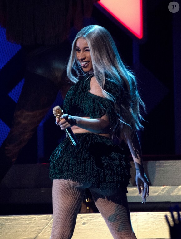 Cardi B en concert à l'Allstate Arena à Chicago. Le 8 décembre 2018.