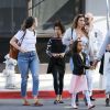 Exclusif - Mel B (Melanie Brown) emmène ses filles Angel et Madison à la messe dominicale à Beverly Hills. Son ami Gary Madatyan les accompagne. Le 18 novembre 2018