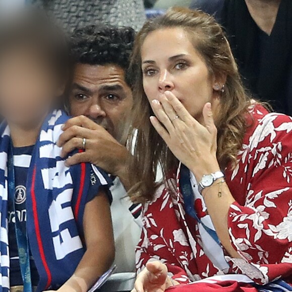 Jamel Debbouze, sa femme Mélissa Theuriau et leur fils Léon dans les tribunes du stade de France lors du match de ligue des nations opposant la France à l'Allemagne à Saint-Denis, Seine Saint-Denis, France, le 16 octobre 2018. La France a gagné 2-1.