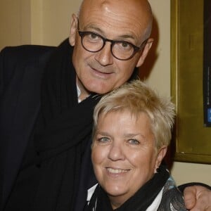 Mimie Mathy et son mari Benoist Gérard - Semi-exclusif - Remise du prix de La Fondation Diane & Lucien Barrière 2015 au théâtre Tristan Bernard à Paris, pour la pièce "Je vous écoute" à Paris le 1er février 2016.