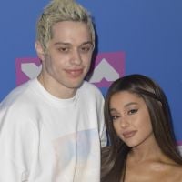 Ariana Grande vole au secours de Pete Davidson... et se fait rembarrer !