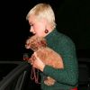 Exclusif - Katy Perry est allée diner en compagnie de son petit chien Nugget à Santa Monica, le 2 décembre 2018