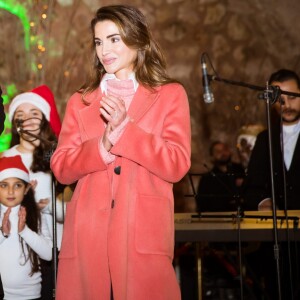 Queen Rania joins the residents of Fuheis for Christmas tree-lighting ceremony Amman Photo: Royal Hashemite Court/ Albert Nieboer / Netherlands OUT / Point de Vue OUT16/12/2018 - Amman