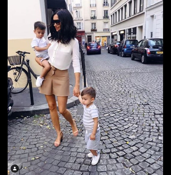 Sidonie Biémont avec ses jumeaux Zayn et Madi. Instagram le 19 septembre 2018.