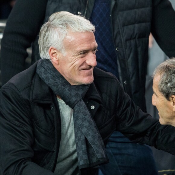 Didier Deschamps et Alain Prost dans les tribunes du Parc des Princes lors du match de ligue des champions de l'UEFA opposant le Paris Saint-Germain à Liverpool FC à Paris, France, le 28 novembre 2018. Le PSG a gagné 2-1. © Cyril Moreau/Bestimage