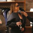 Mariah Carey fait du shopping au magasin Louis Vuitton à Aspen. Le 21 décembre 2018.
