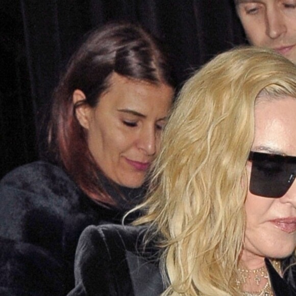 Exclusif - Madonna quitte le restaurant Casa Cruz à Londres le 29 novembre 2018.