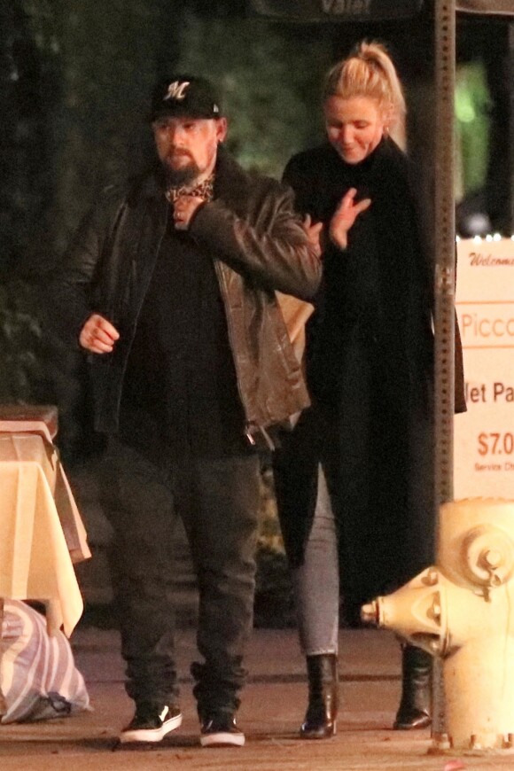 Cameron Diaz et son mari Benji Madden quittent un restaurant à Los Angeles le 4 décembre 2018.