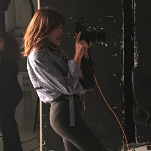 Carla Bruni en shooting avec le photographe Gilles Bensimon pour le magazine "ELLE" italie, janvier 2019.