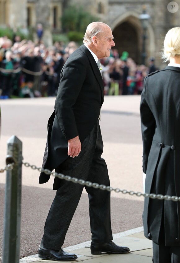 Le prince Philip, duc d'Edimbourg, arrive à la chapelle St. George pour le mariage de la princesse Eugenie d'York et Jack Brooksbank au château de Windsor, le 12 octobre 2018.
