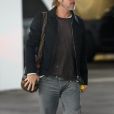 Exclusif - Brad Pitt quitte une réunion qui a duré 9 heures au lendemain de son 55ème anniversaire à Los Angeles le 19 décembre 2018.