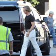 Exclusif - Brad Pitt et Quentin Tarantino sur le tournage de "Once Upon a Time in Hollywood" à Los Angeles, le 30 octobre 2018.